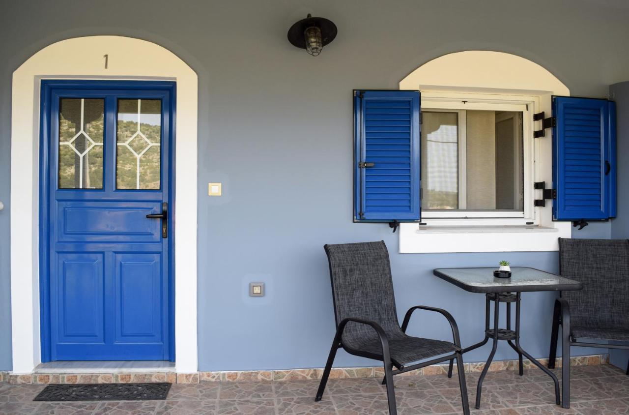 Val Di Compare Apartment *